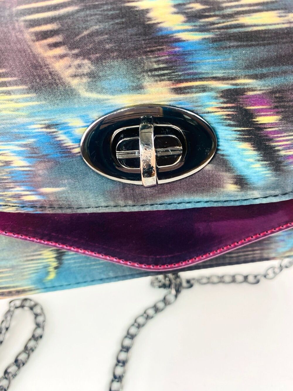 ALDO Multicolor Satin Exterior Chain Clutch Evening Bag Purse Gunmetal Chain - Picture 13 of 16